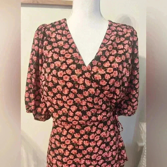 Nasty Gal Collection V Neck Rose Floral Puff Sleeve Ruffle Mini Wrap Dress - Picture 8 of 12